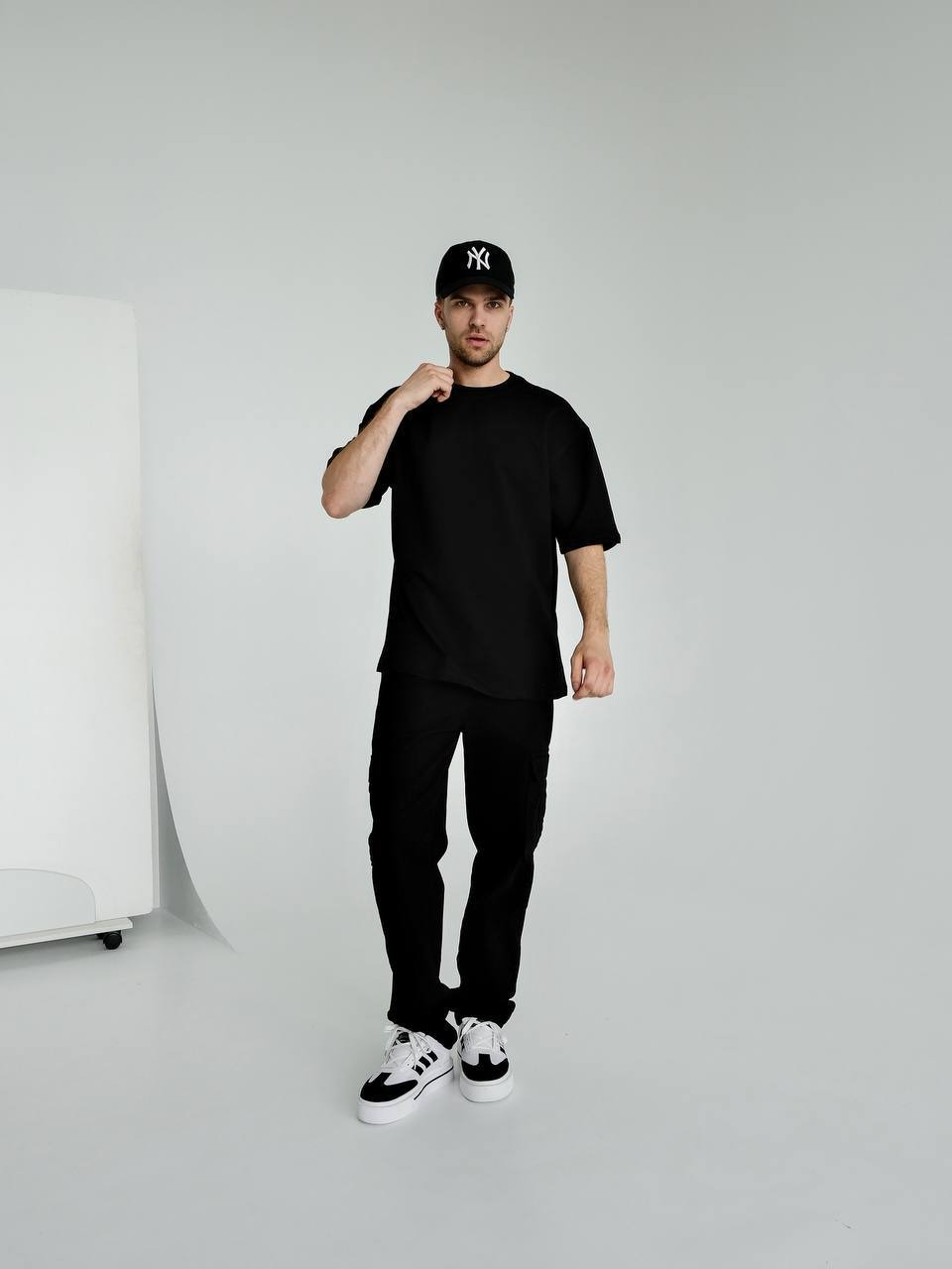 ФУТБОЛКА BAZA OVERSIZE ЧОРНА